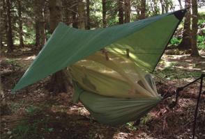Houpací síť Highlander NOMAD HAMMOCK - Hamaka se stříškou SS00058